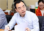 中国人民大学商学院副教授王强